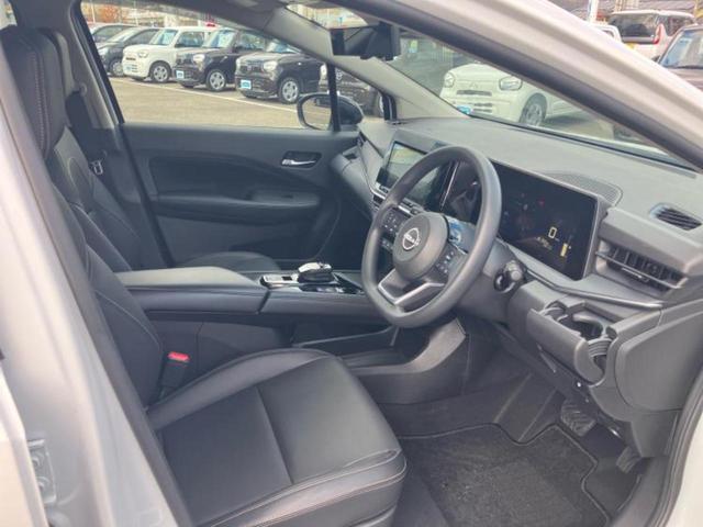 ノート Ｘ９０シュウネンキネンシャ　保証書／社外　９インチ　ＳＤナビ／インテリジェントルームミラー／アラウンドビューモニター／車線逸脱防止支援システム／プロパイロット／ヘッドランプ　ＬＥＤ／Ｂｌｕｅｔｏｏｔｈ接続／ＥＴＣ　全周囲カメラ（4枚目）