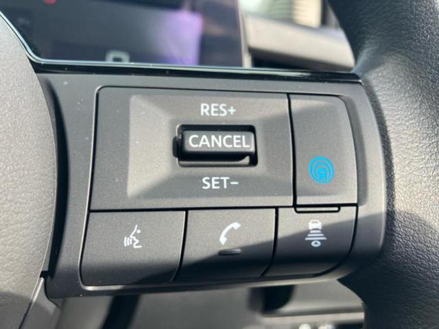 ノート Ｘ９０シュウネンキネンシャ　保証書／社外　９インチ　ＳＤナビ／インテリジェントルームミラー／アラウンドビューモニター／車線逸脱防止支援システム／プロパイロット／ヘッドランプ　ＬＥＤ／Ｂｌｕｅｔｏｏｔｈ接続／ＥＴＣ　全周囲カメラ（37枚目）