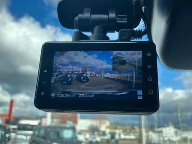 ノート Ｘ９０シュウネンキネンシャ　保証書／社外　９インチ　ＳＤナビ／インテリジェントルームミラー／アラウンドビューモニター／車線逸脱防止支援システム／プロパイロット／ヘッドランプ　ＬＥＤ／Ｂｌｕｅｔｏｏｔｈ接続／ＥＴＣ　全周囲カメラ（38枚目）