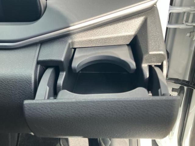 ノート Ｘ９０シュウネンキネンシャ　保証書／社外　９インチ　ＳＤナビ／インテリジェントルームミラー／アラウンドビューモニター／車線逸脱防止支援システム／プロパイロット／ヘッドランプ　ＬＥＤ／Ｂｌｕｅｔｏｏｔｈ接続／ＥＴＣ　全周囲カメラ（42枚目）