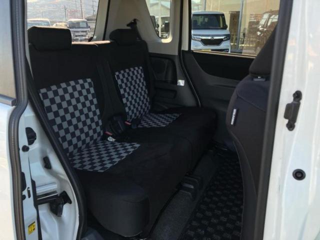 ソリオ ブラックアンドホワイト　保証書／社外　ナビ／両側電動スライドドア／シートヒーター／ヘッドランプ　ＨＩＤ／ＥＴＣ／ＥＢＤ付ＡＢＳ／フルセグＴＶ／エアバッグ　運転席／エアバッグ　助手席／エアバッグ　サイド　ワンオーナー（5枚目）