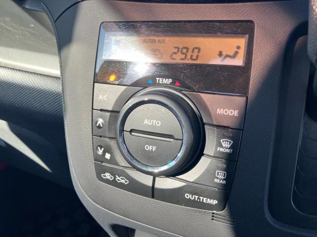 ソリオ ブラックアンドホワイト　保証書／社外　ナビ／両側電動スライドドア／シートヒーター／ヘッドランプ　ＨＩＤ／ＥＴＣ／ＥＢＤ付ＡＢＳ／フルセグＴＶ／エアバッグ　運転席／エアバッグ　助手席／エアバッグ　サイド　ワンオーナー（30枚目）