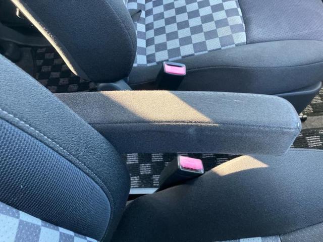 ソリオ ブラックアンドホワイト　保証書／社外　ナビ／両側電動スライドドア／シートヒーター／ヘッドランプ　ＨＩＤ／ＥＴＣ／ＥＢＤ付ＡＢＳ／フルセグＴＶ／エアバッグ　運転席／エアバッグ　助手席／エアバッグ　サイド　ワンオーナー（31枚目）