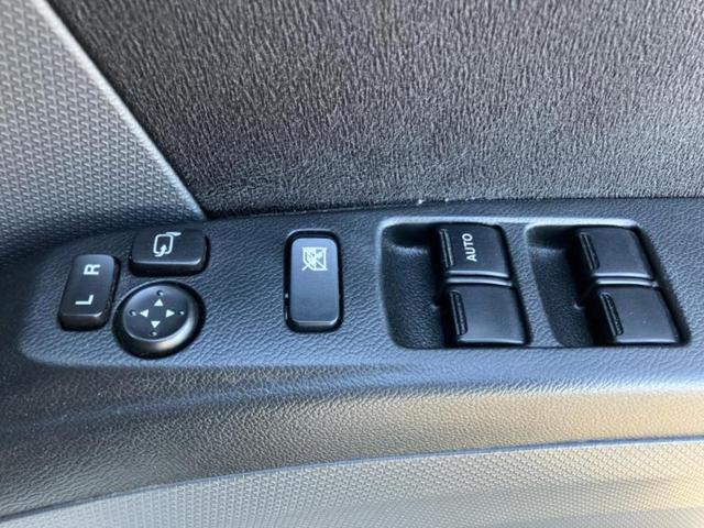 ソリオ ブラックアンドホワイト　保証書／社外　ナビ／両側電動スライドドア／シートヒーター／ヘッドランプ　ＨＩＤ／ＥＴＣ／ＥＢＤ付ＡＢＳ／フルセグＴＶ／エアバッグ　運転席／エアバッグ　助手席／エアバッグ　サイド　ワンオーナー（37枚目）