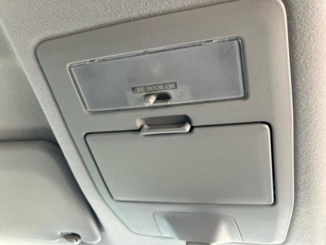 ソリオ ブラックアンドホワイト　保証書／社外　ナビ／両側電動スライドドア／シートヒーター／ヘッドランプ　ＨＩＤ／ＥＴＣ／ＥＢＤ付ＡＢＳ／フルセグＴＶ／エアバッグ　運転席／エアバッグ　助手席／エアバッグ　サイド　ワンオーナー（39枚目）