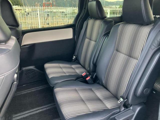 ノア Ｓｉダブルバイビー３　新品タイヤ／保証書／純正　ＳＤナビ／衝突安全装置／両側電動スライドドア／車線逸脱防止支援システム／シート　ハーフレザー／ドライブレコーダー　社外／ヘッドランプ　ＬＥＤ／Ｂｌｕｅｔｏｏｔｈ接続　ドラレコ（8枚目）