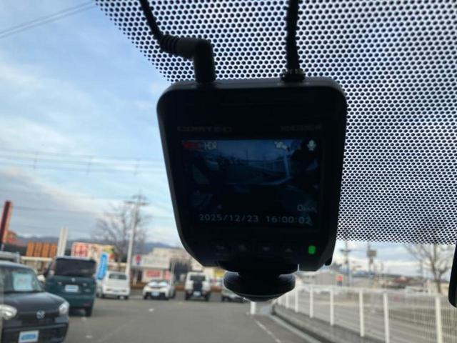 ノア Ｓｉダブルバイビー３　新品タイヤ／保証書／純正　ＳＤナビ／衝突安全装置／両側電動スライドドア／車線逸脱防止支援システム／シート　ハーフレザー／ドライブレコーダー　社外／ヘッドランプ　ＬＥＤ／Ｂｌｕｅｔｏｏｔｈ接続　ドラレコ（37枚目）