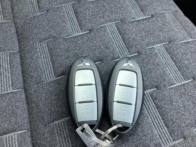 デリカミニ Ｇ　保証書／イーアシスト（ミツビシ）／電動スライドドア／シートヒーター　前席／車線逸脱防止支援システム／ヘッドランプ　ＬＥＤ／ＥＢＤ付ＡＢＳ／横滑り防止装置／アイドリングストップ／禁煙車　レーンアシスト（41枚目）