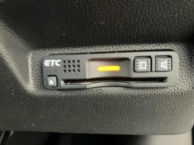 フリード Ｇホンダセンシング　新品タイヤ／保証書／純正　９インチ　メモリーナビ／衝突安全装置／両側電動スライドドア／車線逸脱防止支援システム／シート　ハーフレザー／Ｂｌｕｅｔｏｏｔｈ接続／ＥＴＣ／ＥＢＤ付ＡＢＳ／横滑り防止装置（17枚目）