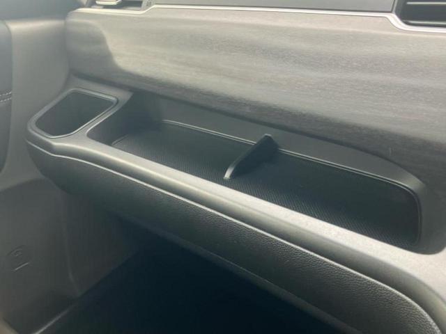 フリード Ｇホンダセンシング　新品タイヤ／保証書／純正　９インチ　メモリーナビ／衝突安全装置／両側電動スライドドア／車線逸脱防止支援システム／シート　ハーフレザー／Ｂｌｕｅｔｏｏｔｈ接続／ＥＴＣ／ＥＢＤ付ＡＢＳ／横滑り防止装置（37枚目）