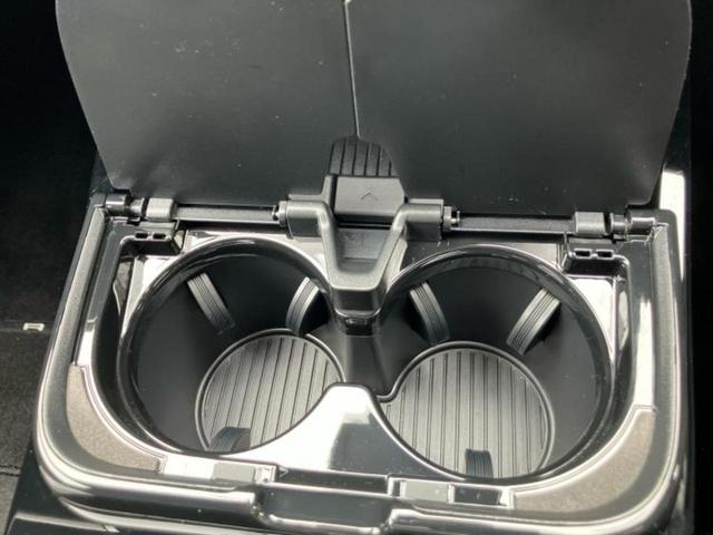 プリウス Ｚ　保証書／カーナビゲーション／衝突安全装置／シートヒーター／全方位モニター／車線逸脱防止支援システム／シート　合皮／パーキングアシスト　自動操舵／電動バックドア／ドライブレコーダー　前後　全周囲カメラ（36枚目）