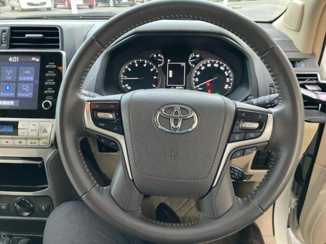 ランドクルーザープラド ４ＷＤ　ＴＸ　Ｌパッケージ　新品タイヤ／サンルーフ／保証書／純正　ＳＤナビ／トヨタセーフティセンス／シートヒーター／パノラミックビューモニター／シート　フルレザー／ヘッドランプ　ＬＥＤ／Ｂｌｕｅｔｏｏｔｈ接続／ＥＴＣ　革シート（15枚目）