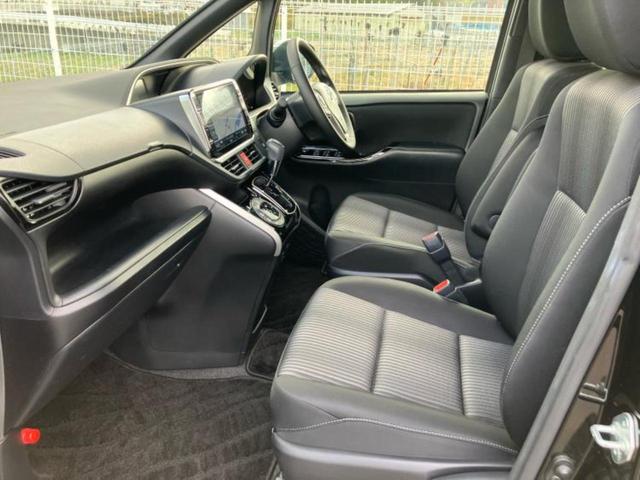 ヴォクシー ＺＳキラメキ２　保証書／社外　１１インチ　ＳＤナビ／衝突安全装置／両側電動スライドドア／車線逸脱防止支援システム／ドライブレコーダー　前後／ヘッドランプ　ＬＥＤ／Ｂｌｕｅｔｏｏｔｈ接続／ＥＴＣ／ＥＢＤ付ＡＢＳ（7枚目）