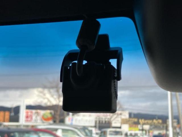 Ｎ－ＢＯＸカスタム Ｇ・Ｌターボホンダセンシング　新品タイヤ／保証書／社外　８インチ　ＳＤナビ／衝突安全装置／両側電動スライドドア／車線逸脱防止支援システム／シート　ハーフレザー／ヘッドランプ　ＬＥＤ／Ｂｌｕｅｔｏｏｔｈ接続／ＥＴＣ　ターボ（33枚目）