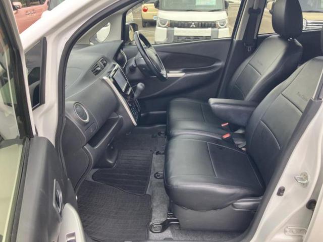 ｅＫカスタム Ｔ　社外　ＳＤナビ／ＥＢＤ付ＡＢＳ／バックモニター／フルセグＴＶ／ターボ／エアバッグ　運転席／エアバッグ　助手席／アルミホイール　純正　１４インチ／パワーウインドウ／キーレスエントリー／オートエアコン（7枚目）