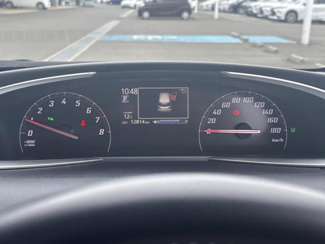 シエンタ Ｇクエロ　新品タイヤ／保証書／純正　ＳＤナビ／衝突安全装置／両側電動スライドドア／パノラミックビューモニター／車線逸脱防止支援システム／シート　ハーフレザー／ドライブレコーダー　前後／ヘッドランプ　ＬＥＤ（11枚目）