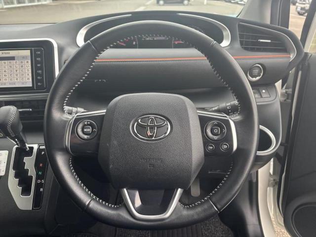 シエンタ Ｇクエロ　新品タイヤ／保証書／純正　ＳＤナビ／衝突安全装置／両側電動スライドドア／パノラミックビューモニター／車線逸脱防止支援システム／シート　ハーフレザー／ドライブレコーダー　前後／ヘッドランプ　ＬＥＤ（12枚目）