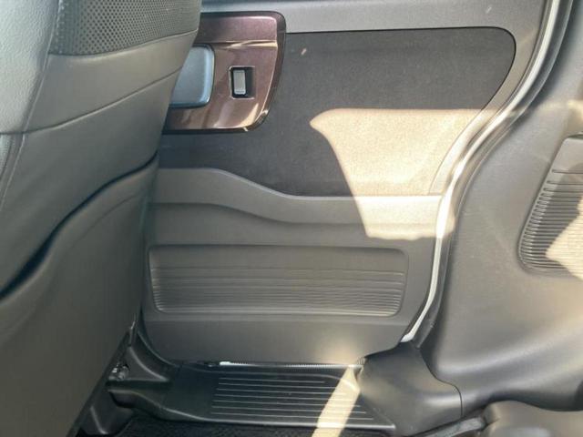 Ｎ－ＢＯＸカスタム Ｇ・Ｌターボホンダセンシング　保証書／純正　８インチ　ＳＤナビ／ホンダセンシング／両側電動スライドドア／シートヒーター　前席／車線逸脱防止支援システム／シート　ハーフレザー／ドライブレコーダー　純正／ヘッドランプ　ＬＥＤ　ドラレコ（22枚目）