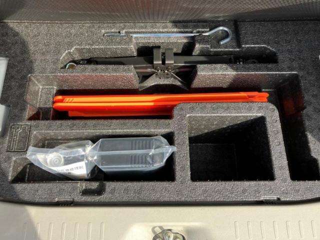 タント Ｘ　ＳＡ３　新品タイヤ／社外　ＳＤナビ／スマートアシスト（トヨタ・ダイハツ）／電動スライドドア／シートヒーター　運転席／車線逸脱防止支援システム／ＥＴＣ／ＥＢＤ付ＡＢＳ／横滑り防止装置／アイドリングストップ（43枚目）