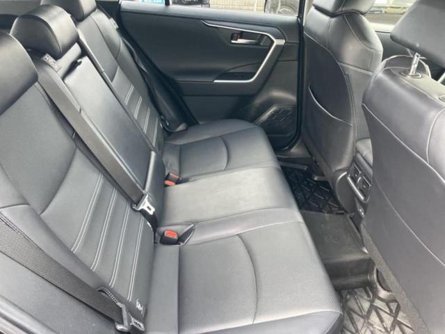 RAV4 4WD G Zパッケージ モデリスタエアロ/保証書/ディスプレイオーディオ+ナビ10.5インチ/デジタルインナーミラー/トヨタセーフティセンス/シートヒーター 前席/パノラミックビューモニター/車線逸脱防止支援システム 4WD(6枚目)