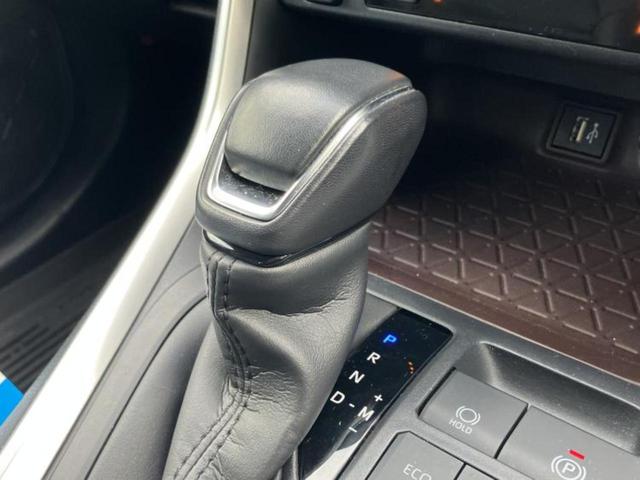 RAV4 4WD G Zパッケージ モデリスタエアロ/保証書/ディスプレイオーディオ+ナビ10.5インチ/デジタルインナーミラー/トヨタセーフティセンス/シートヒーター 前席/パノラミックビューモニター/車線逸脱防止支援システム 4WD(18枚目)