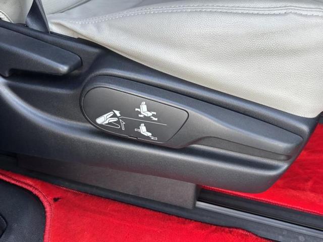 ノア ハイブリッドG 新品タイヤ/純正エアロ/保証書/社外 9インチ SDナビ/フリップダウンモニター/両側電動スライドドア/車線逸脱防止支援システム/オートステップ/ヘッドランプ LED/Bluetooth接続 ETC(44枚目)