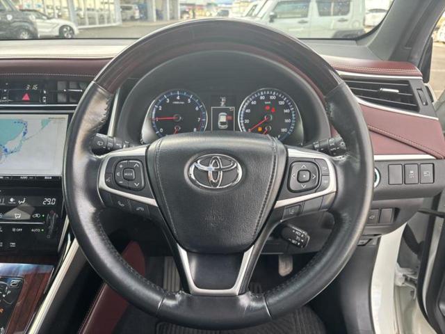 ハリアー ４ＷＤプレミアム　サンルーフ／保証書／純正　９インチ　ＳＤナビ／車線逸脱防止支援システム／シート　フルレザー／電動バックドア／ヘッドランプ　ＬＥＤ／Ｂｌｕｅｔｏｏｔｈ接続／ＥＴＣ／ＥＢＤ付ＡＢＳ／横滑り防止装置　４ＷＤ（15枚目）