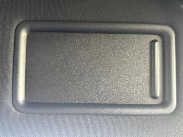 ハリアー ４ＷＤプレミアム　サンルーフ／保証書／純正　９インチ　ＳＤナビ／車線逸脱防止支援システム／シート　フルレザー／電動バックドア／ヘッドランプ　ＬＥＤ／Ｂｌｕｅｔｏｏｔｈ接続／ＥＴＣ／ＥＢＤ付ＡＢＳ／横滑り防止装置　４ＷＤ（39枚目）