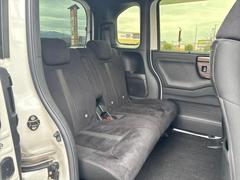 ＷＥＣＡＲＳではほぼ毎日新しい在庫車両を入荷しております！お客様のこだわりを叶える１台がきっとＷＥＣＡＲＳにあるはずです！ 5