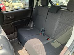 ＷＥＣＡＲＳでは各商談席に大型モニターをご用意しております！見やすい大画面でゆったりと全国の在庫をご覧いただけます！是非ご来店お待ちしております！ 7