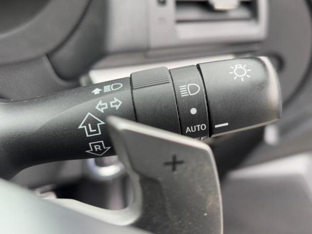 インプレッサスポーツ ４ＷＤ２．０ｉアイサイト　新品タイヤ／保証書／社外　ＳＤナビ／アイサイト／車線逸脱防止支援システム／ドライブレコーダー　社外／ヘッドランプ　ＨＩＤ／Ｂｌｕｅｔｏｏｔｈ接続／ＥＴＣ／ＥＢＤ付ＡＢＳ／横滑り防止装置　バックカメラ（19枚目）