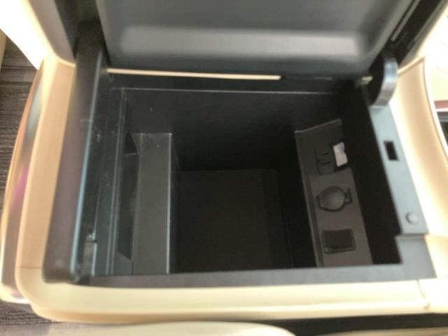 アルファードハイブリッド ４ＷＤハイブリッドＧ　保証書／社外　１０インチ　ＳＤナビ／フリップダウンモニター　社外　１２．８インチ／トヨタセーフティセンス／両側電動スライドドア／車線逸脱防止支援システム／パーキングアシスト　バックガイド　後席モニター（32枚目）