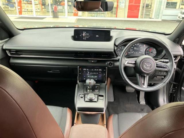 ＭＸ－３０ ヒョウジュン　新品タイヤ／保証書／純正　ＳＤナビ／衝突安全装置／全方位モニター／車線逸脱防止支援システム／シート　ハーフレザー／パーキングアシスト　バックガイド／電動バックドア／ヘッドランプ　ＬＥＤ　全周囲カメラ（32枚目）