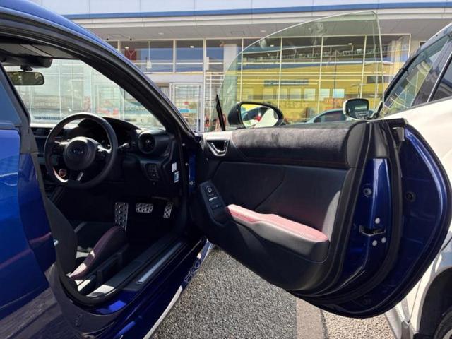 BRZ STIスポーツ 保証書/社外 SDナビ/アイサイト/シートヒーター/車線逸脱防止支援システム/シート ハーフレザー/パーキングアシスト バックガイド/ドライブレコーダー 社外/ヘッドランプ LED バックカメラ(20枚目)