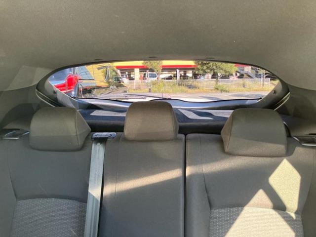 C-HR S LEDパッケージ 純正 SDナビ/トヨタセーフティセンス/車線逸脱防止支援システム/パーキングアシスト バックガイド/ヘッドランプ LED/Bluetooth接続/ETC/EBD付ABS/横滑り防止装置 ワンオーナー(19枚目)