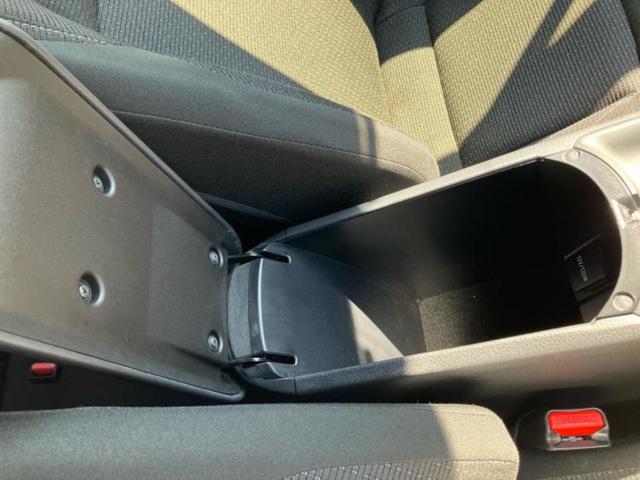 C-HR S LEDパッケージ 純正 SDナビ/トヨタセーフティセンス/車線逸脱防止支援システム/パーキングアシスト バックガイド/ヘッドランプ LED/Bluetooth接続/ETC/EBD付ABS/横滑り防止装置 ワンオーナー(34枚目)