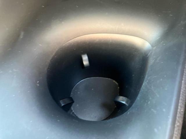 C-HR S LEDパッケージ 純正 SDナビ/トヨタセーフティセンス/車線逸脱防止支援システム/パーキングアシスト バックガイド/ヘッドランプ LED/Bluetooth接続/ETC/EBD付ABS/横滑り防止装置 ワンオーナー(40枚目)