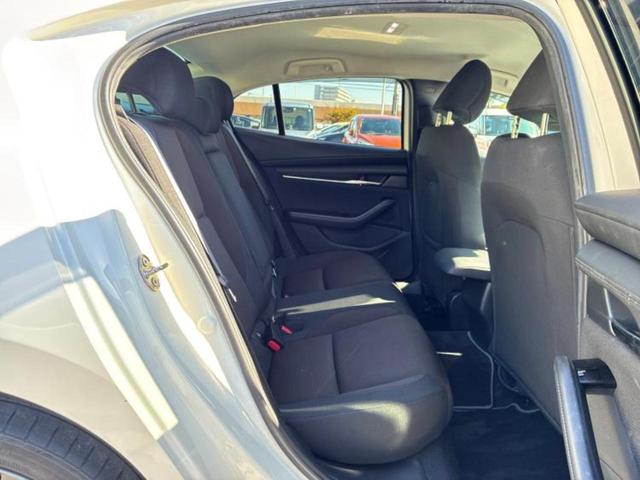MAZDA3セダン XDプロアクティブツーリングセレクション 新品タイヤ/保証書/純正 SDナビ/アイアクティブセンス(マツダ)/シートヒーター/360°ビューモニター/車線逸脱防止支援システム/パーキングアシスト バックガイド 衝突被害軽減システム 電動シート(5枚目)