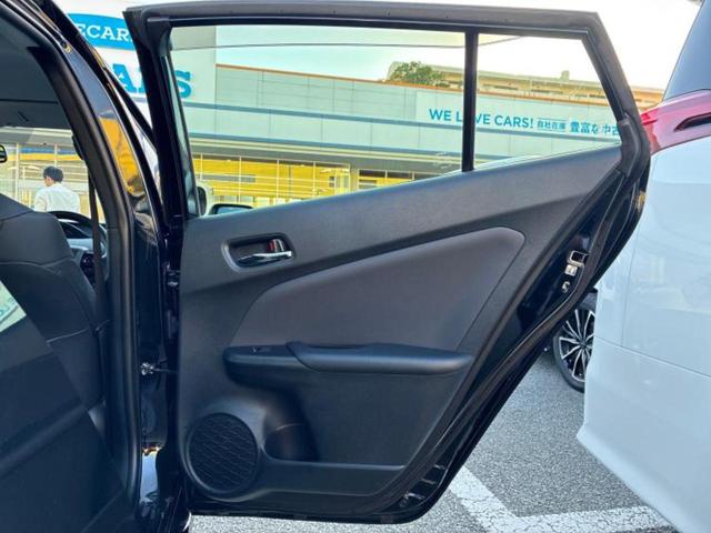 プリウス Ａツーリングセレクション　新品タイヤ／保証書／純正　９インチ　ＳＤナビ／衝突安全装置／シートヒーター／パノラミックビューモニター／車線逸脱防止支援システム／シート　合皮／パーキングアシスト　バックガイド　衝突被害軽減システム（21枚目）