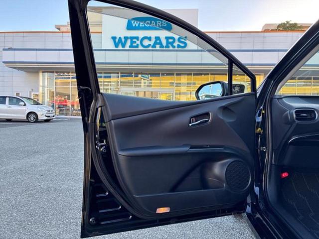 プリウス Ａツーリングセレクション　新品タイヤ／保証書／純正　９インチ　ＳＤナビ／衝突安全装置／シートヒーター／パノラミックビューモニター／車線逸脱防止支援システム／シート　合皮／パーキングアシスト　バックガイド　衝突被害軽減システム（22枚目）