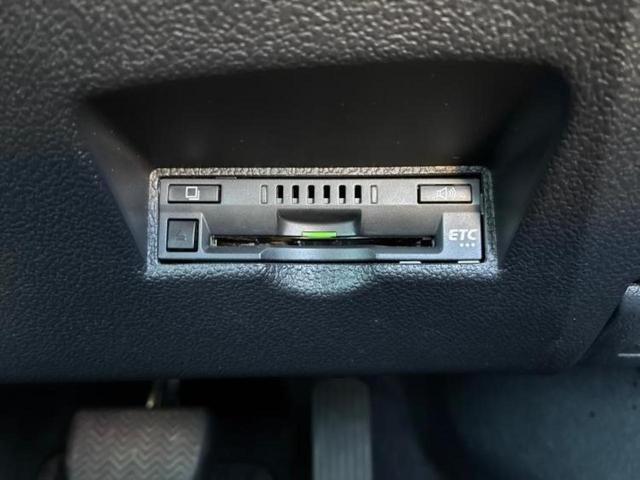 プリウス Ａツーリングセレクション　新品タイヤ／保証書／純正　９インチ　ＳＤナビ／衝突安全装置／シートヒーター／パノラミックビューモニター／車線逸脱防止支援システム／シート　合皮／パーキングアシスト　バックガイド　衝突被害軽減システム（25枚目）