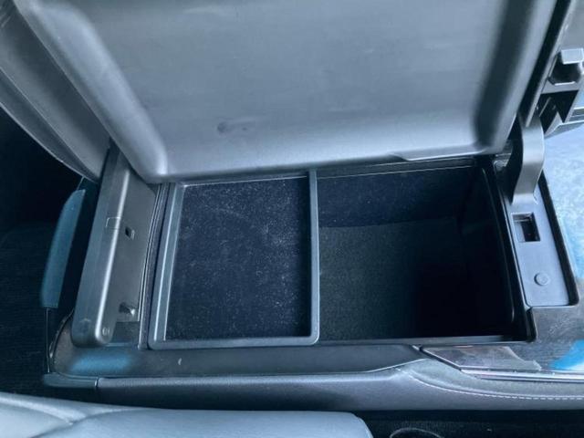 クラウンハイブリッド Ｓエレガンススタイル　新品タイヤ／保証書／純正　ＳＤナビ／トヨタセーフティセンス／シートヒーター／車線逸脱防止支援システム／シート　ハーフレザー／パーキングアシスト　バックガイド／ドライブレコーダー　純正　電動シート（32枚目）