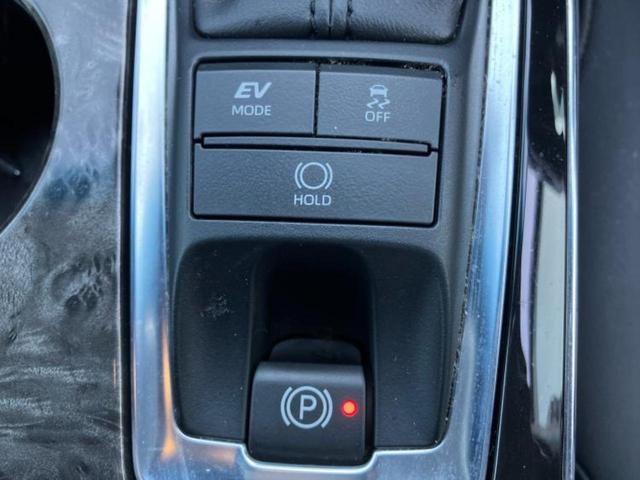 クラウンハイブリッド Ｓエレガンススタイル　新品タイヤ／保証書／純正　ＳＤナビ／トヨタセーフティセンス／シートヒーター／車線逸脱防止支援システム／シート　ハーフレザー／パーキングアシスト　バックガイド／ドライブレコーダー　純正　電動シート（46枚目）