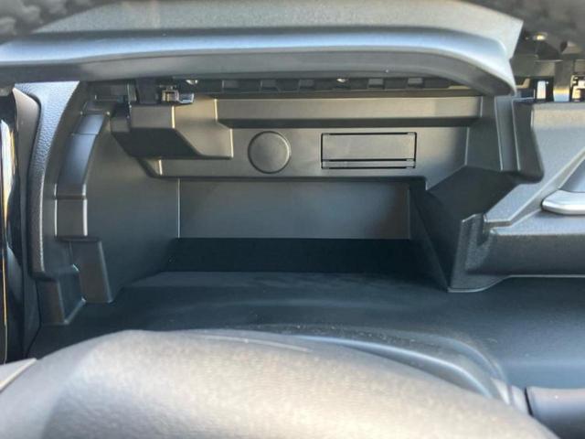 ソリオ ハイブリッドMZ 保証書/セーフティサポート(スズキ)/両側電動スライドドア/シートヒーター/車線逸脱防止支援システム/ヘッドランプ LED/EBD付ABS/横滑り防止装置/アイドリングストップ/エアバッグ 運転席(37枚目)