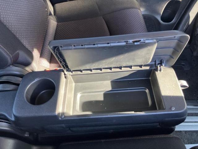 セレナ ハイウェイスターＨＶ　Ｖセレクション　純正　８インチ　ＳＤナビ／フリップダウンモニター　社外　１０．２インチ／両側電動スライドドア／パーキングアシスト　バックガイド／ヘッドランプ　ＨＩＤ／Ｂｌｕｅｔｏｏｔｈ接続／ＥＴＣ　後席モニター（35枚目）