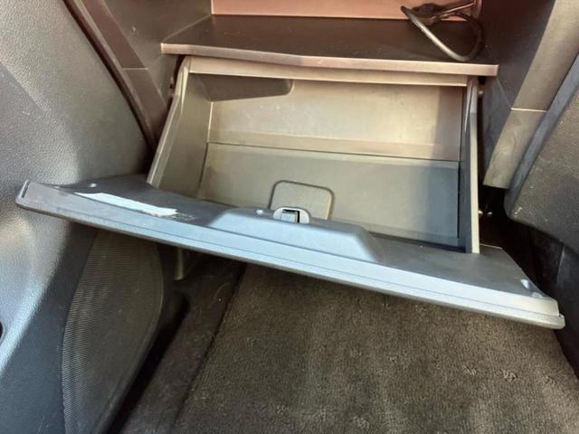 セレナ ハイウェイスターＨＶ　Ｖセレクション　純正　８インチ　ＳＤナビ／フリップダウンモニター　社外　１０．２インチ／両側電動スライドドア／パーキングアシスト　バックガイド／ヘッドランプ　ＨＩＤ／Ｂｌｕｅｔｏｏｔｈ接続／ＥＴＣ　後席モニター（37枚目）