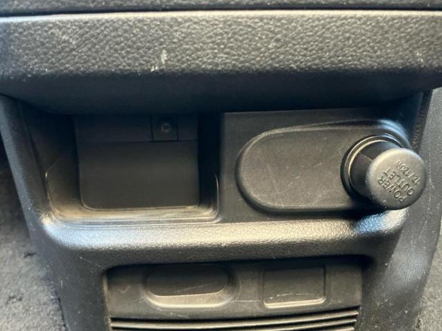 セレナ ハイウェイスターＨＶ　Ｖセレクション　純正　８インチ　ＳＤナビ／フリップダウンモニター　社外　１０．２インチ／両側電動スライドドア／パーキングアシスト　バックガイド／ヘッドランプ　ＨＩＤ／Ｂｌｕｅｔｏｏｔｈ接続／ＥＴＣ　後席モニター（44枚目）