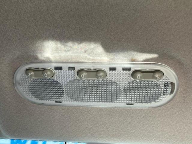 セレナ ハイウェイスターＨＶ　Ｖセレクション　純正　８インチ　ＳＤナビ／フリップダウンモニター　社外　１０．２インチ／両側電動スライドドア／パーキングアシスト　バックガイド／ヘッドランプ　ＨＩＤ／Ｂｌｕｅｔｏｏｔｈ接続／ＥＴＣ　後席モニター（47枚目）