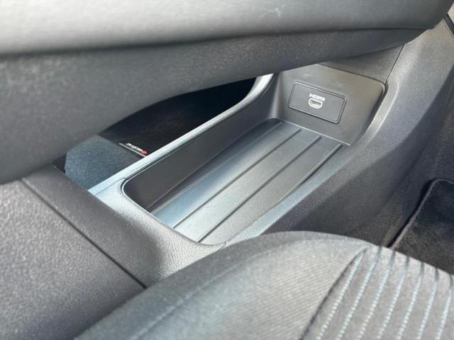 オーラ ニスモ　新品タイヤ／保証書／純正　９インチ　ＳＤナビ／インテリジェントルームミラー／エマージェンシーブレーキ／アラウンドビューモニター／車線逸脱防止支援システム／プロパイロット　衝突被害軽減システム　ＥＴＣ（25枚目）