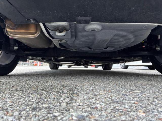 オーラ ニスモ　新品タイヤ／保証書／純正　９インチ　ＳＤナビ／インテリジェントルームミラー／エマージェンシーブレーキ／アラウンドビューモニター／車線逸脱防止支援システム／プロパイロット　衝突被害軽減システム　ＥＴＣ（46枚目）